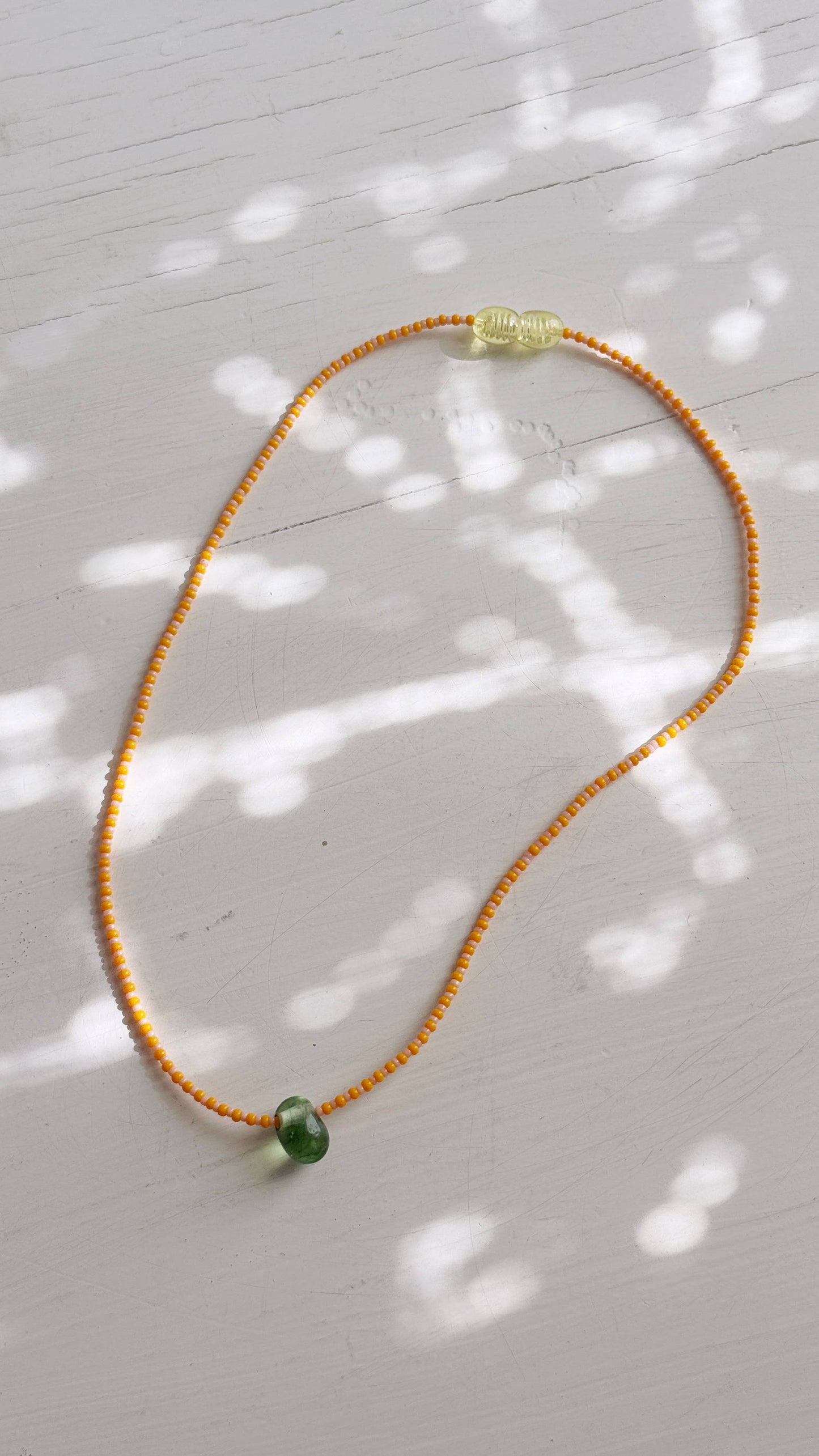 Recycled Lovers - Glass Pendant Necklace - light green Glass