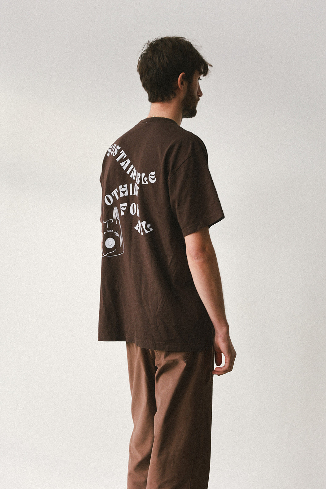 Upcycle brand t-shirt (brown)