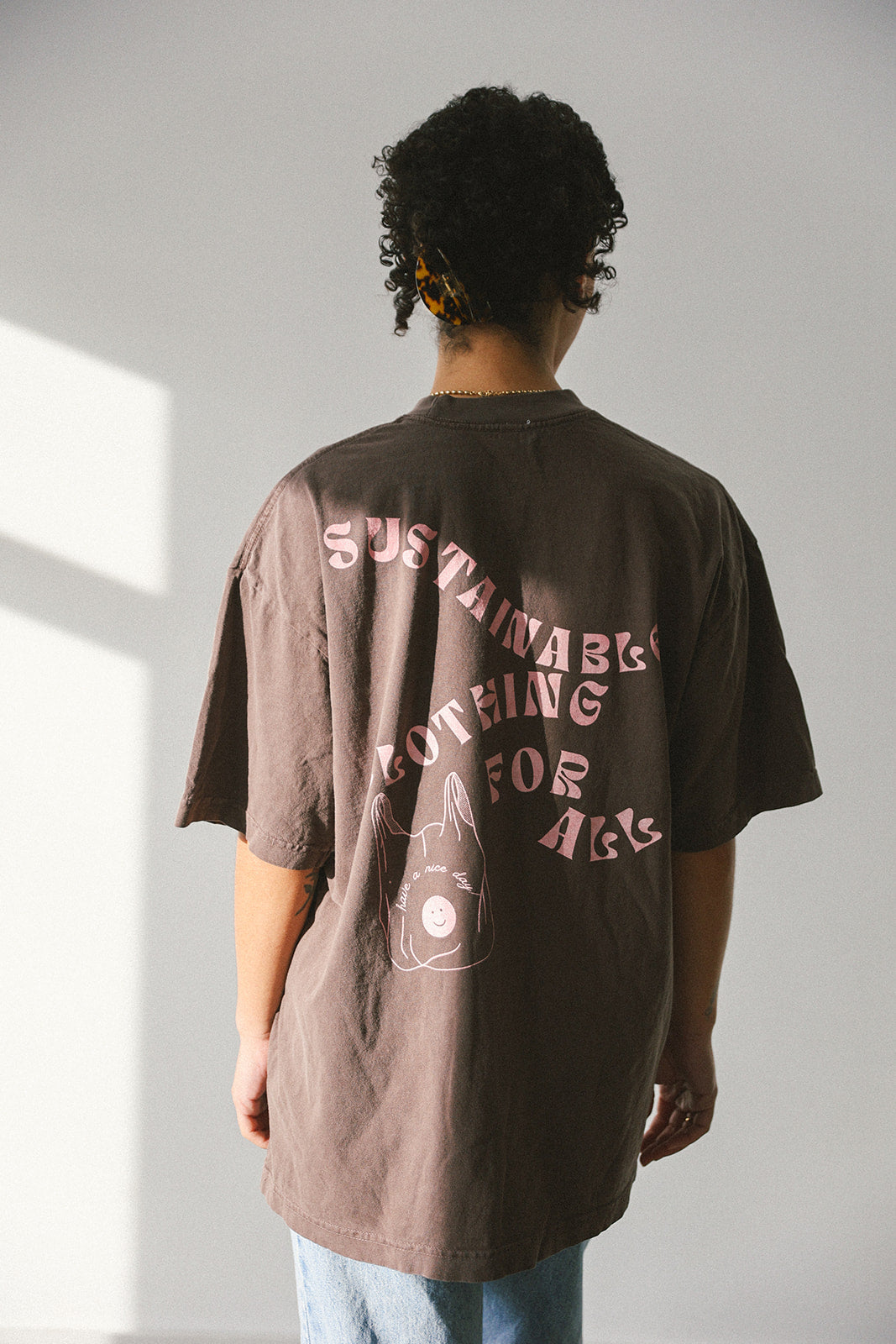 Upcycle brand t-shirt (pink logo)