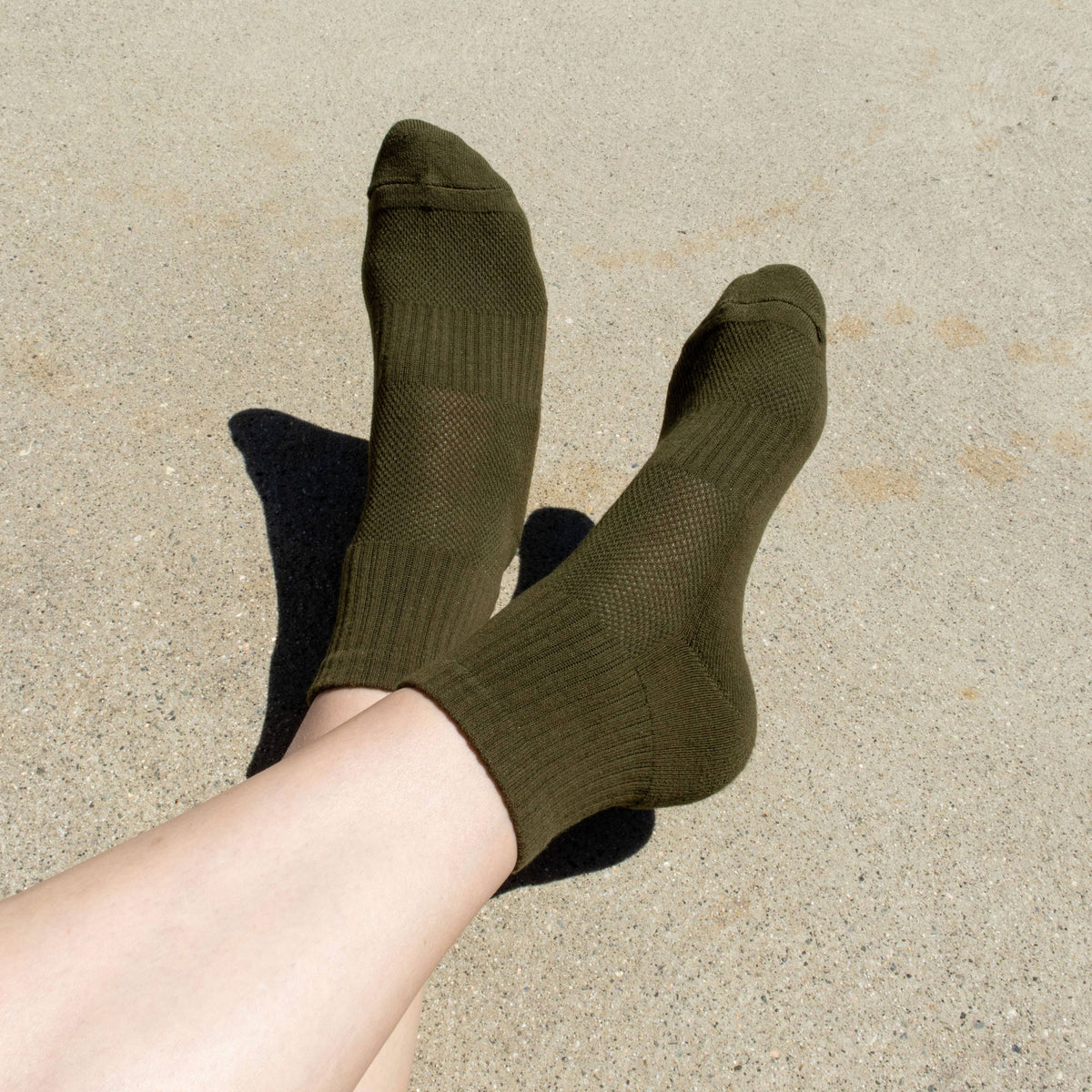 Short Ribbed Sport Ankle Socks in Khaki