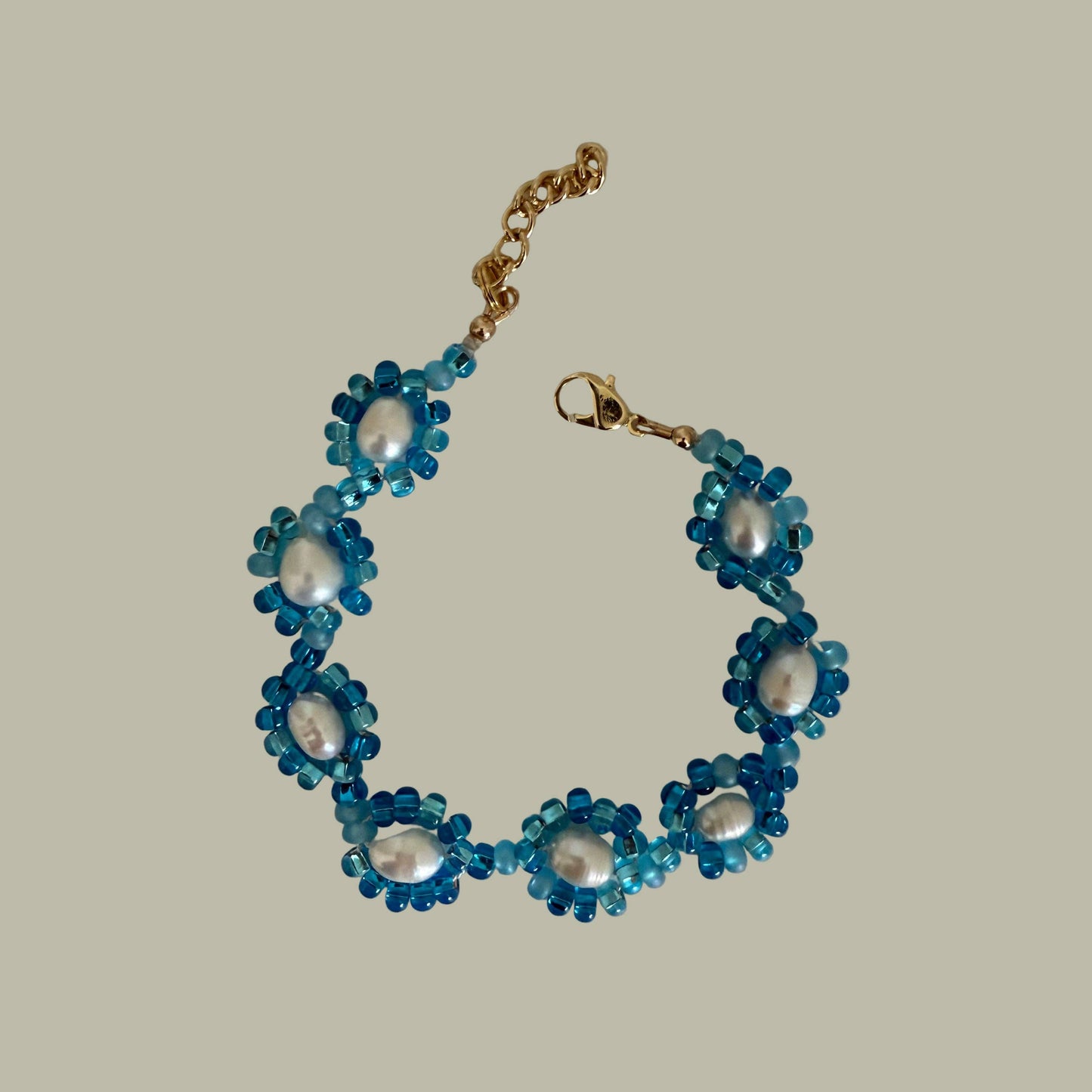 The Blue Peal Bracelet