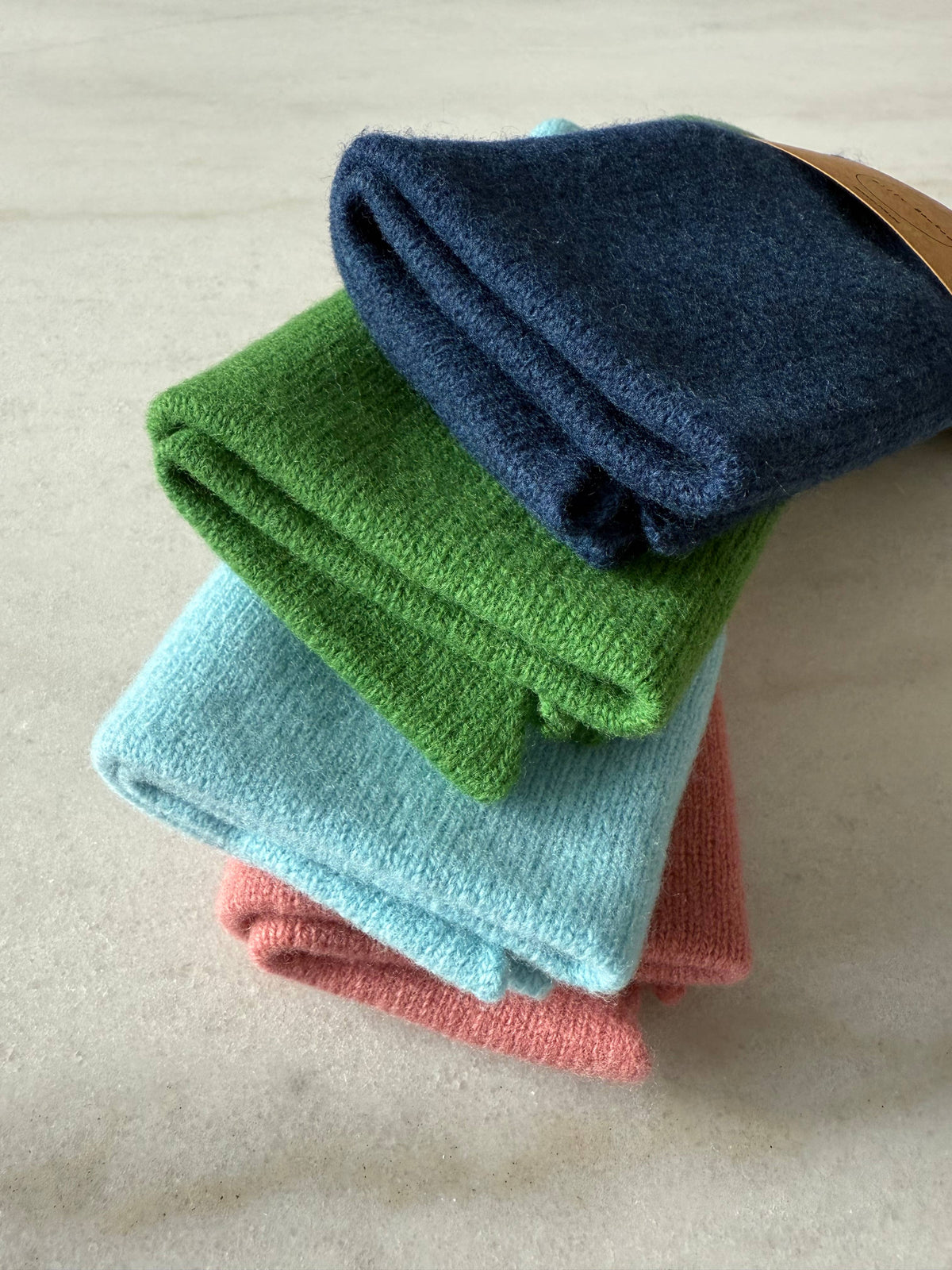 FUZZY WOOL CRAVAT SCARF - neutral