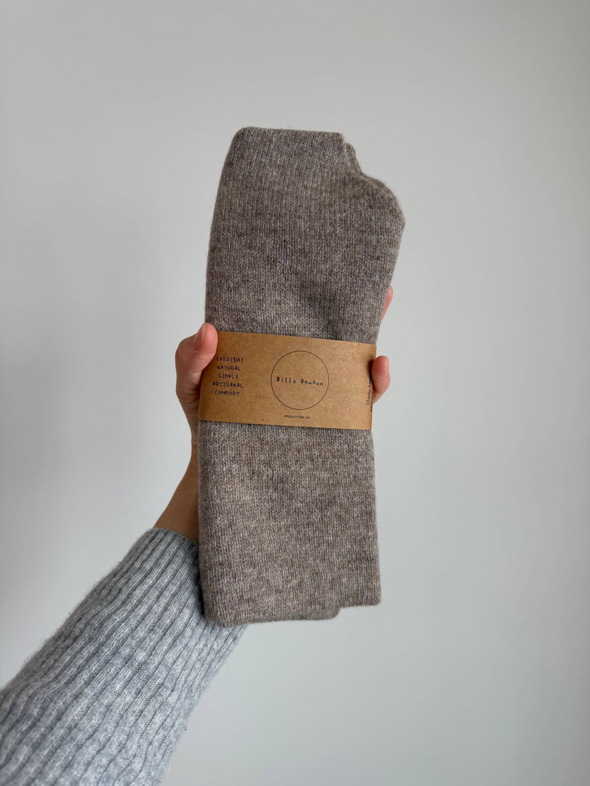 FUZZY WOOL CRAVAT SCARF - neutral