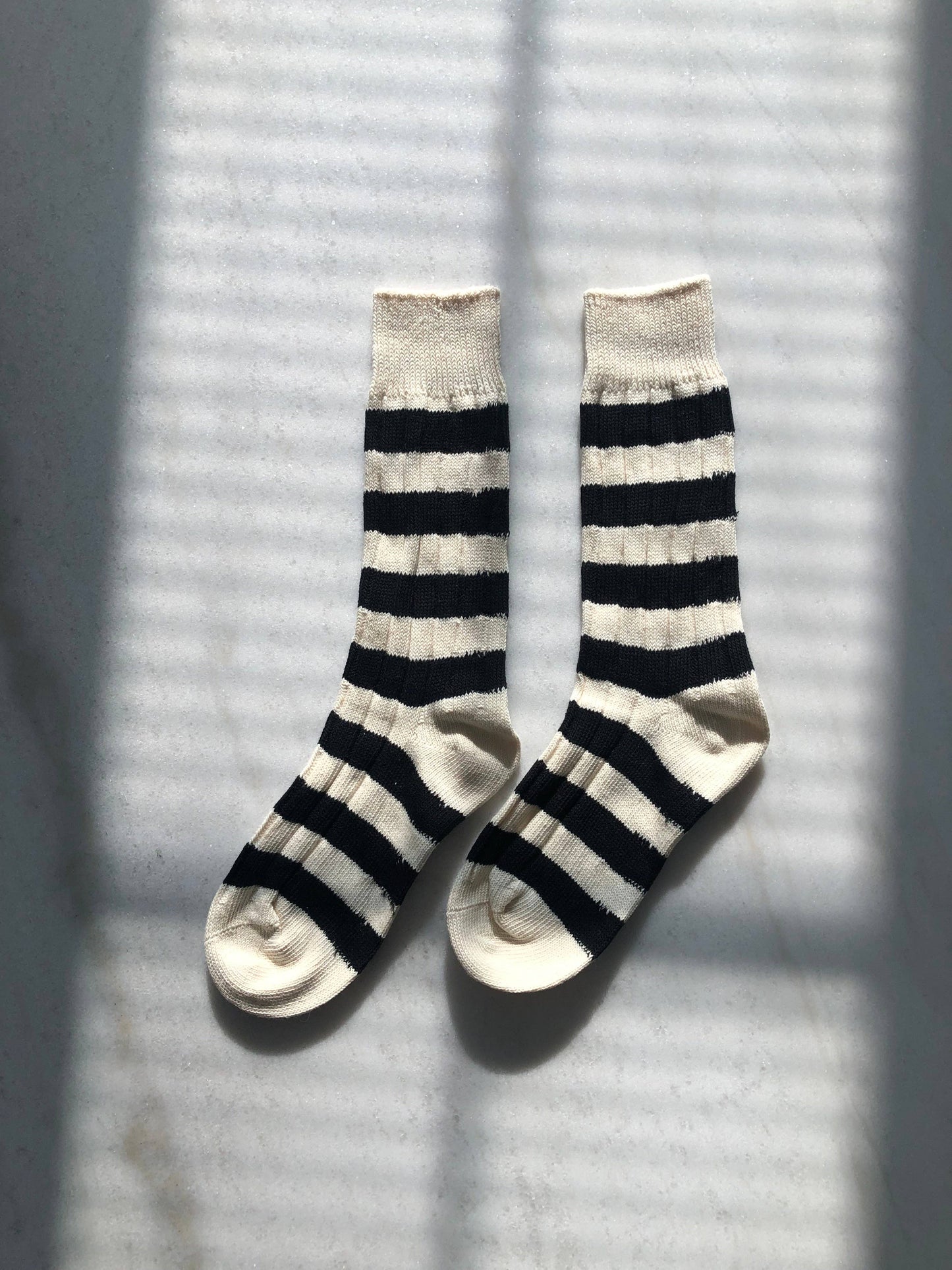 STRIPE HIGH SOCKS