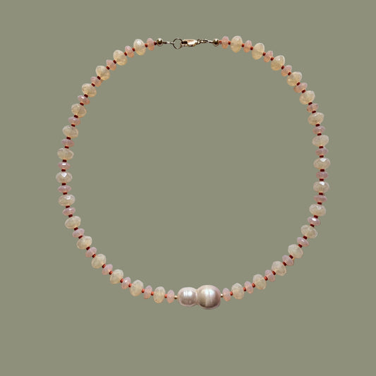 Apricot — Opalite & Pearl Necklace
