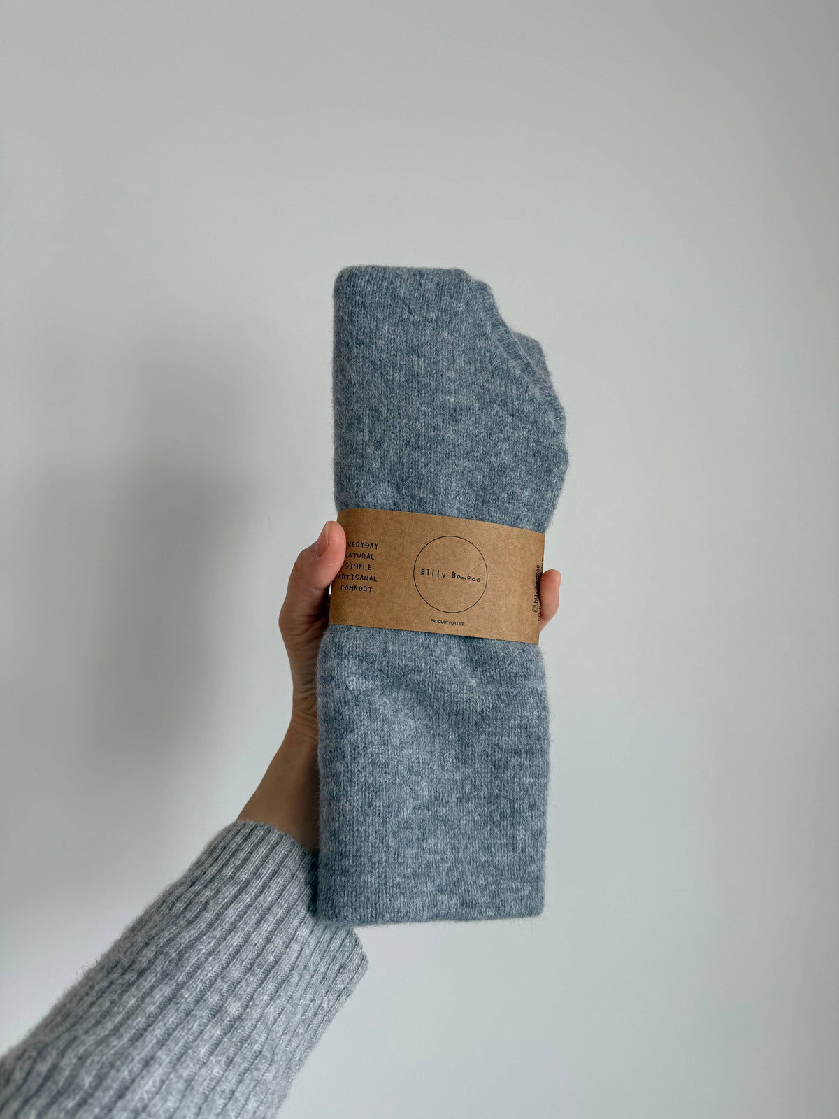 FUZZY WOOL CRAVAT SCARF - neutral