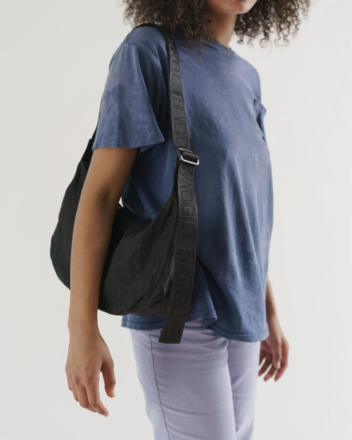 BAGGU Medium Nylon Crescent Bag