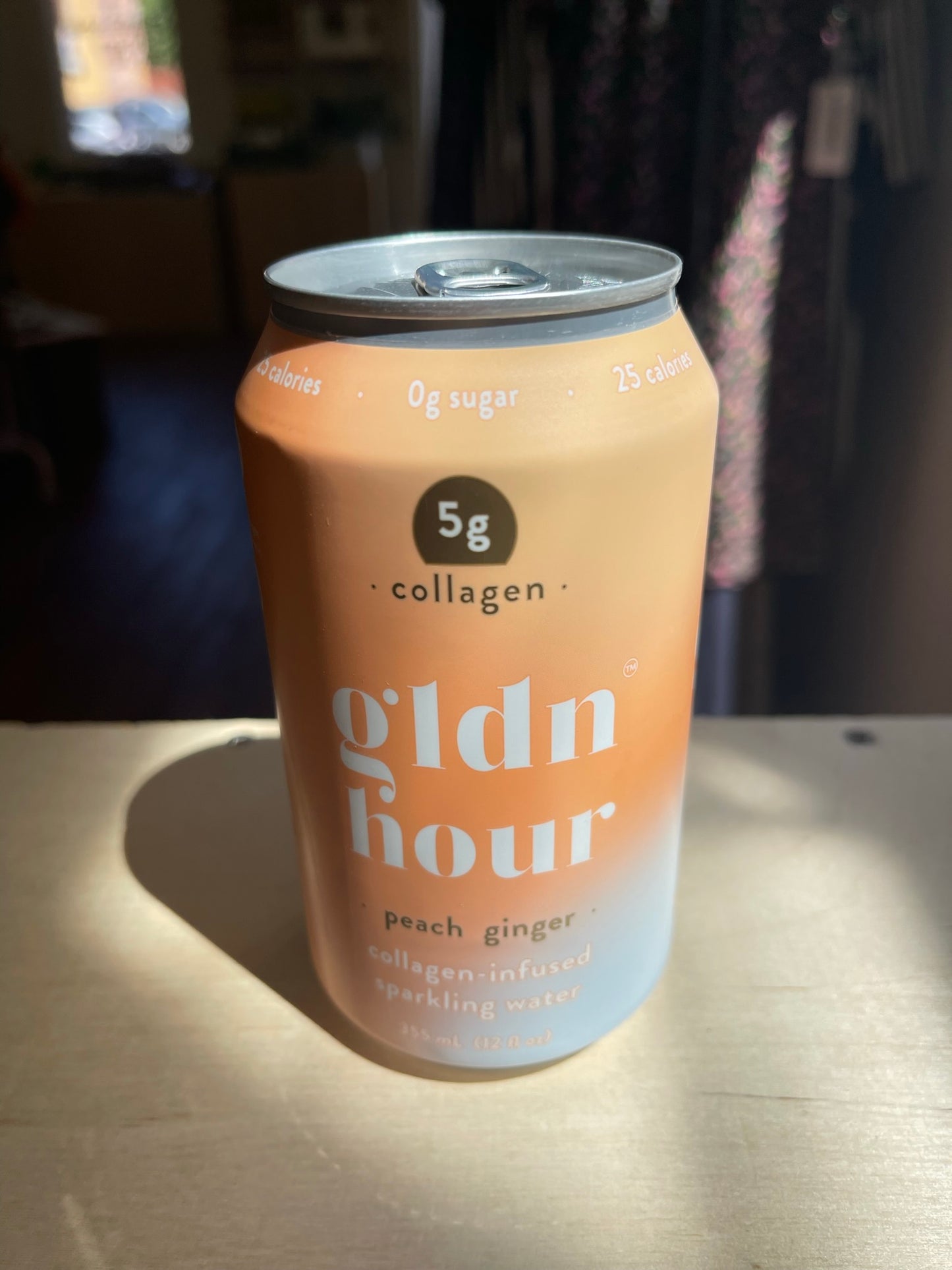 GLDN HOUR collagen-infused sparkling water
